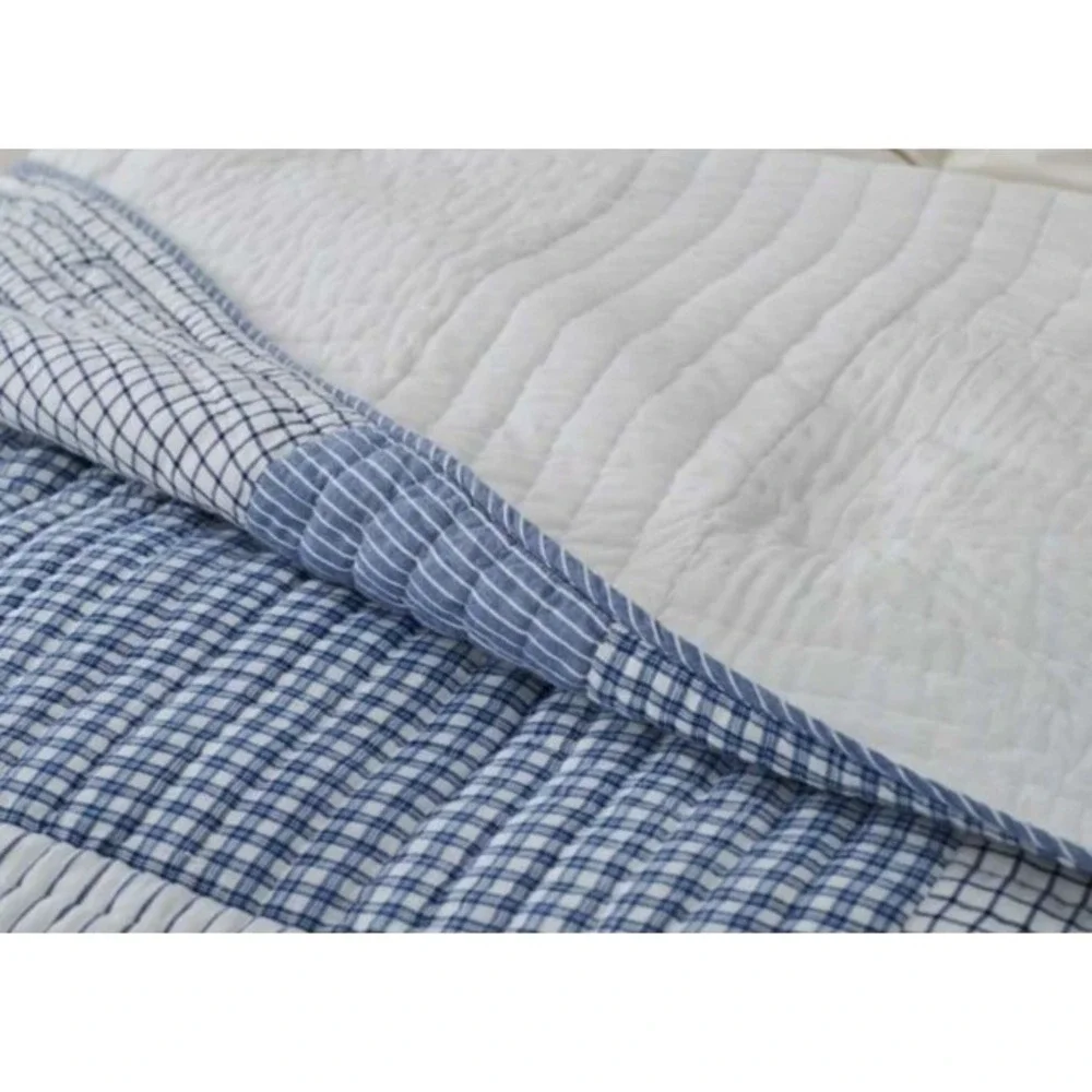 Comapany Kids Twin XL Quilt Yarn Dye Stripe Block Blue/White With Sham